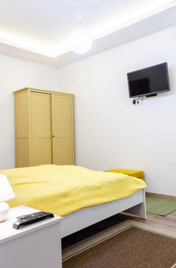 3 En Suit Bedroom Flat In The Main Centre For 6Ppl, 3Bdr,3Bthr,Ac Budapest Eksteriør bilde