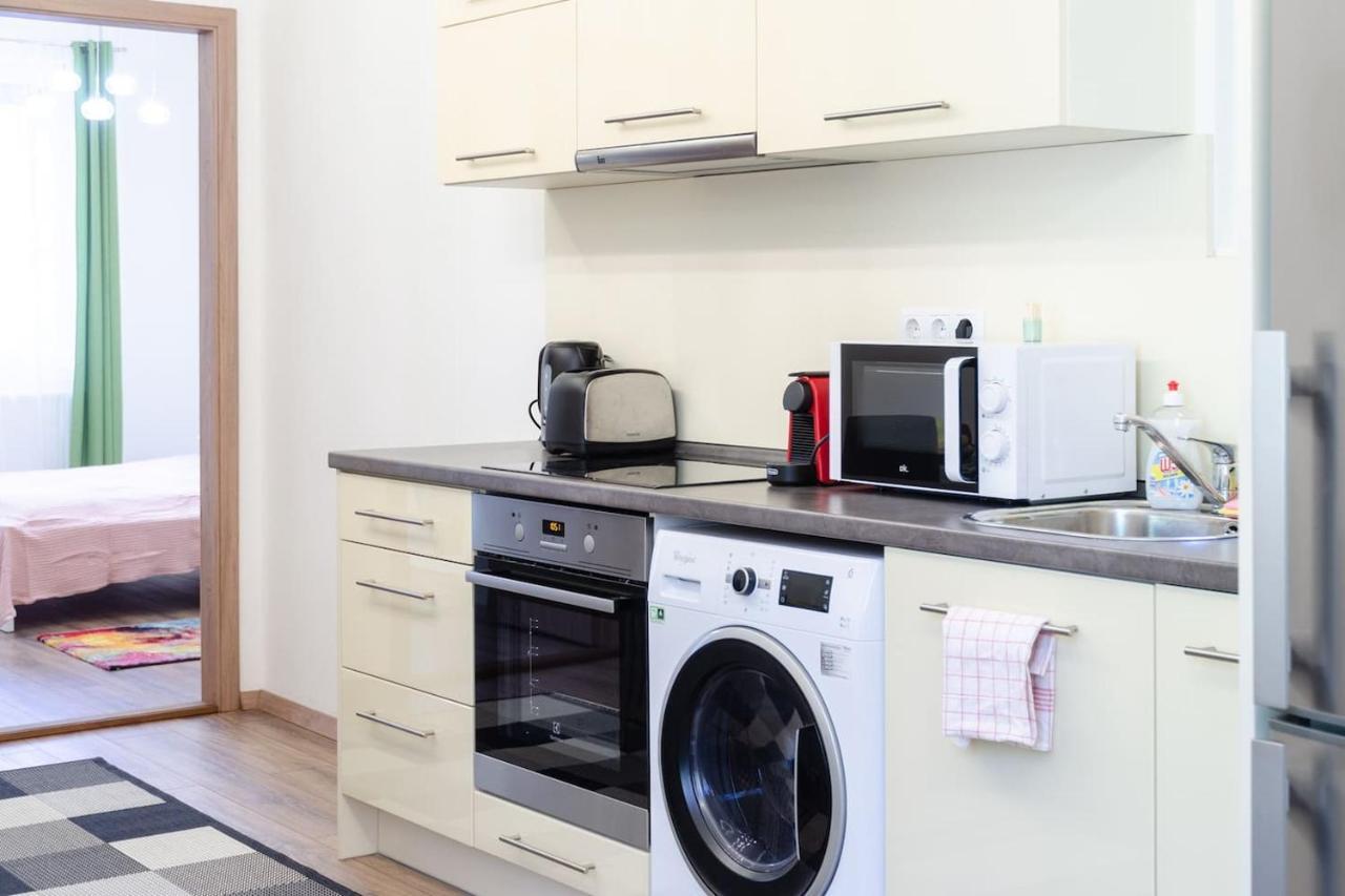 3 En Suit Bedroom Flat In The Main Centre For 6Ppl, 3Bdr,3Bthr,Ac Budapest Eksteriør bilde