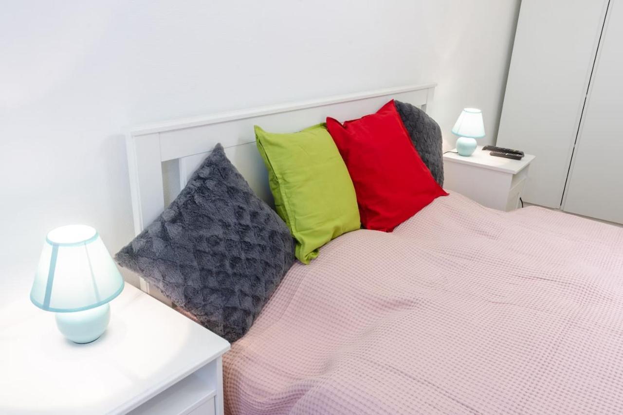 3 En Suit Bedroom Flat In The Main Centre For 6Ppl, 3Bdr,3Bthr,Ac Budapest Eksteriør bilde